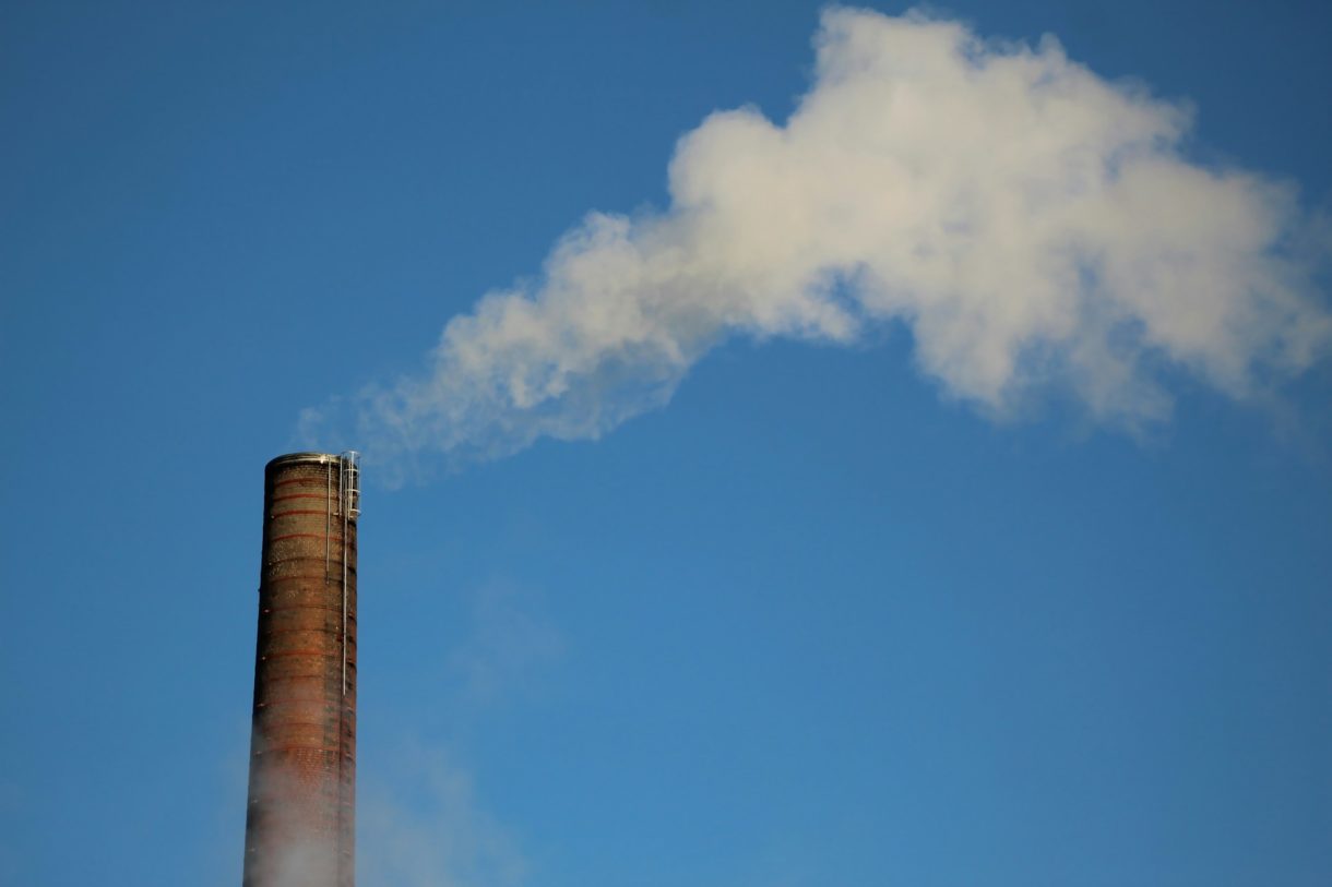 Freiwillige Unternehmensziele allein reichen nicht für echte Klimaaktionen Emissionen